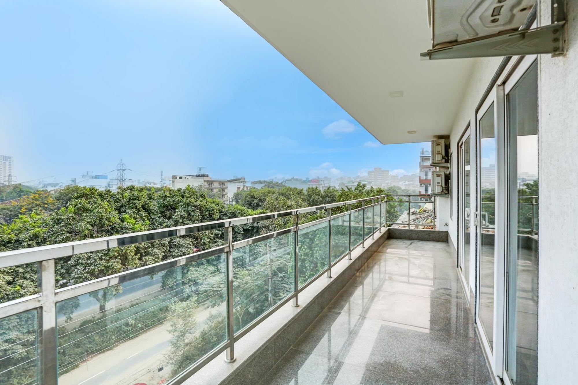 Hotel Greysky Medicity Gurgaon Luaran gambar